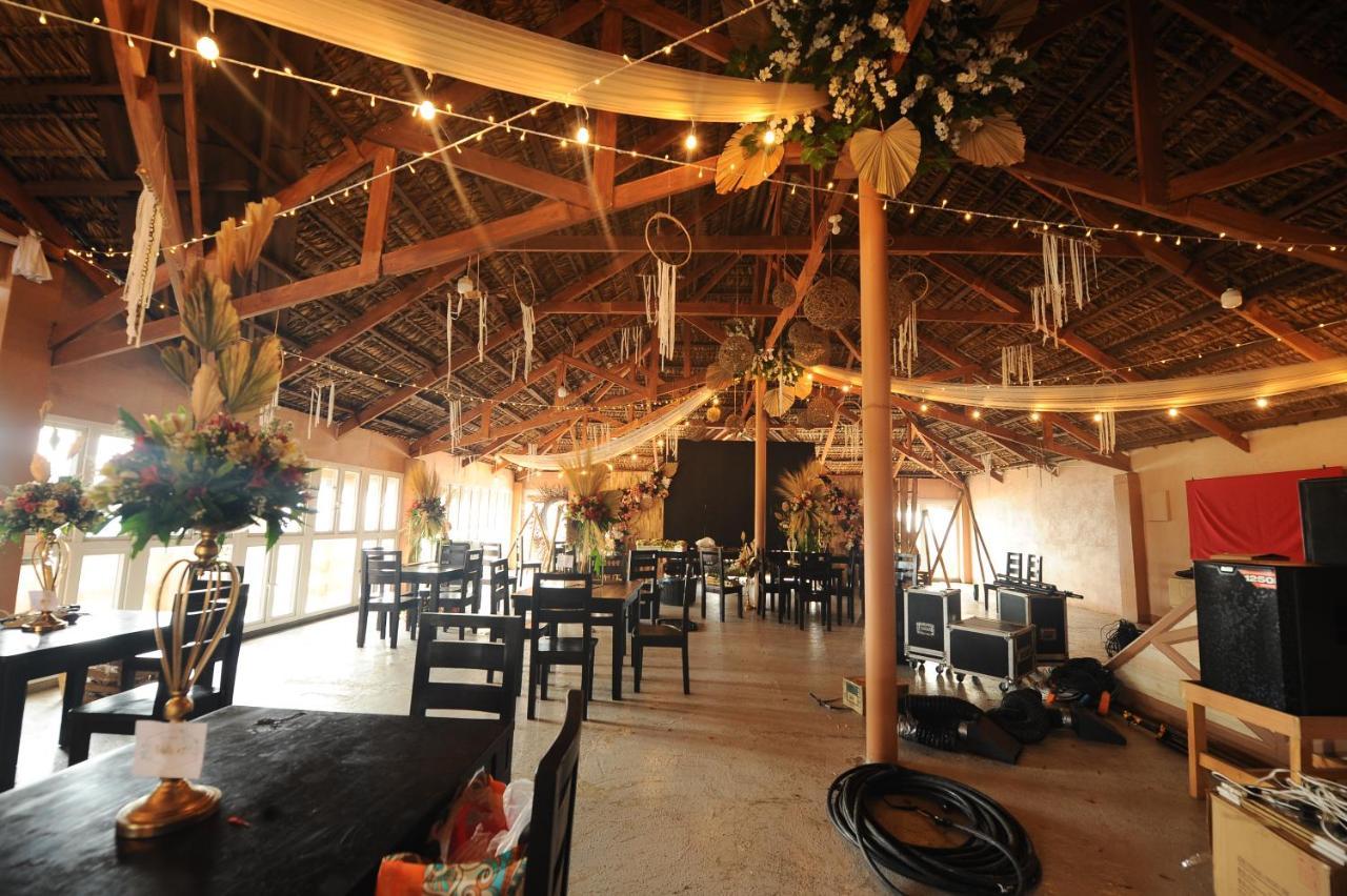 Nest Resort Pagudpud Exterior photo