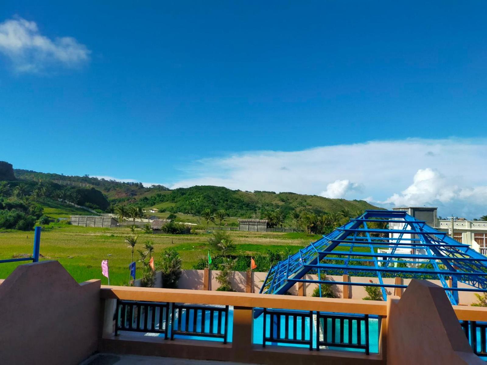 Nest Resort Pagudpud Exterior photo
